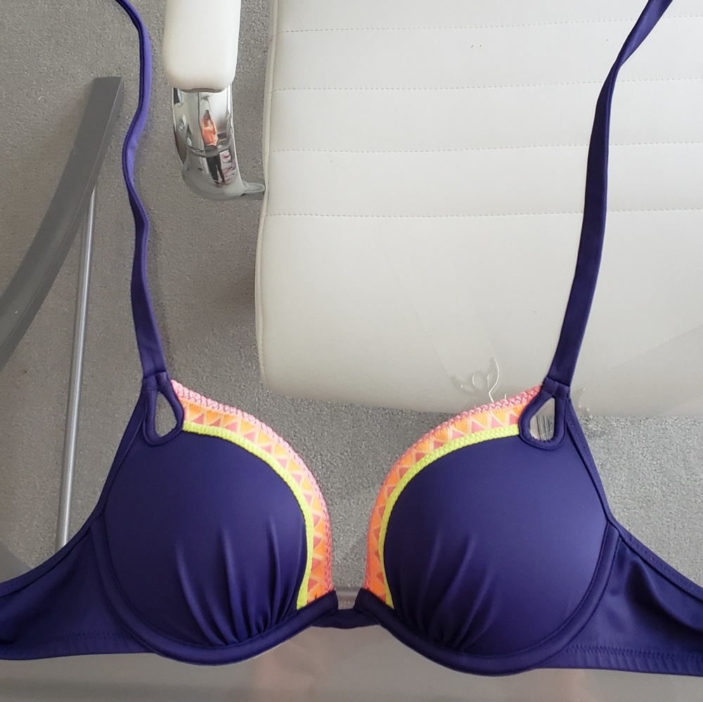 Pushup bikini